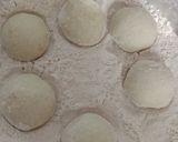 A picture of step 4 of Potato poori.