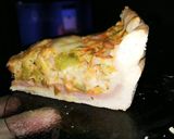 Foto del paso 6 de la receta: Tarta de zapallitos, zanahoria, jamón y queso 🥮