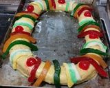 A picture of step 5 of Rosca de Reyes Filled with Cream Cheese.