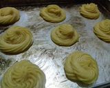 Foto langkah ke 6 dari resep Kulit Sus Kokoh Lembuut di Dalam.