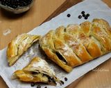 Foto langkah ke 2 dari resep Choco Strudel with custard cheese.