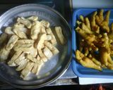 Foto langkah ke 3 dari resep Ceker oseng tahu kecap.