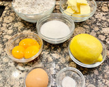 Foto del paso 1 de la receta: Pastel relleno con higos