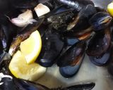Foto del paso 3 de la receta: Alubias con sepia y alcachofas