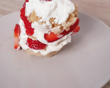 Foto del paso 5 de la receta: Bocadito de nata y fresas (low carb)