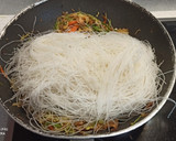 Foto del paso 11 de la receta: Fideos de arroz con verduras