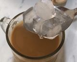 Foto langkah ke 3 dari resep Es Kopi.