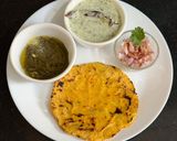 A picture of step 5 of Soft Makai Rotla Loaded With Veggies (Serve With Green Garlic Chutney & jaggery).