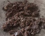 Gambar langkah 3 resipi Sambal hitam.
