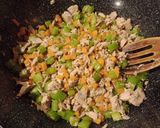Foto del paso 3 de la receta: Salsa blanca de atún, apio y zanahoria