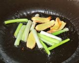 A picture of step 3 of Coke Chicken Wing.