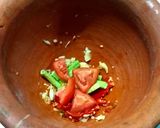 รูปขั้นตอนการทำที่ 3 ของ ส้มตำปูม้าต้มปลาร้า
