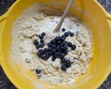 Foto del paso 3 de la receta: Bizcochitos garbanzo, banana y arándanos