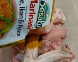 Foto langkah ke 1 dari resep Ayam Goreng Serundeng Bumbu Marinasi.