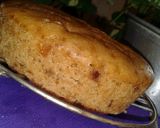 A picture of step 5 of Spongi biscuit cake.
