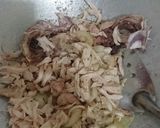 Foto langkah ke 2 dari resep Ayam Suwir Kecap.