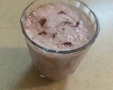 صورة لخطوة 2 من وصفة عصير الموز بالفراوله يسرسح😋🍓🍌