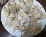 A picture of step 4 of Fry wanton.