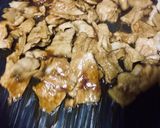 รูปขั้นตอนการทำที่ 1 ของ เบนโตะผัดซีอิ๊วหมูใส่ไข่