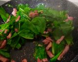 A picture of step 8 of Spinach Linguine.