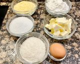 Foto del paso 1 de la receta: Galletas blandas con harina de maíz y coco