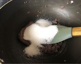 A picture of step 2 of Ragi Halwa.
