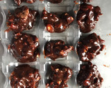 Foto del paso 4 de la receta: Roquitas de chocolate y almendras tostadas