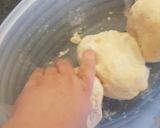 A picture of step 4 of Eggless bread rolls.