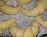 Foto del paso 9 de la receta: Medialunas de manteca 🤤