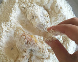 Foto langkah ke 4 dari resep Ayam goreng tepung.