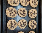Foto del paso 2 de la receta: Galletas de avena y coco con chips de chocolate 🍫