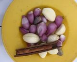 Foto langkah ke 1 dari resep Semur Daging Betawi.