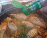 Foto del paso 3 de la receta: Muslos de pollo con salsa 🍗