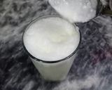 A picture of step 2 of Traditional malai wali sweet lassi.