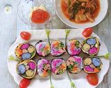 Hình bước làm 4 của món Kimbap(Cơm Cuộn)