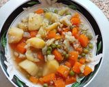A picture of step 3 of Mix Boiled Vegetables.