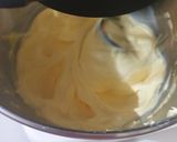 Foto langkah ke 1 dari resep Butter cream & Coklat Ganache pelengkap cake.
