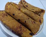 A picture of step 4 of Bajre ka thepla.