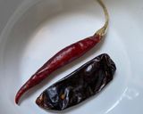 Foto del paso 1 de la receta: Chicharrón a los dos chiles