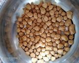 A picture of step 1 of Vegetarian soya keema.