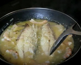 Foto del paso 5 de la receta: Lubina en salsa con langostinos