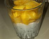 A picture of step 1 of Chia Breakfast cup.