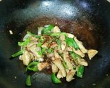 A picture of step 5 of Chicken vegetable stir fry.