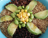 Foto del paso 8 de la receta: Poke de quinoa, lentejas, arroz y aguacate