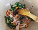 Foto langkah ke 2 dari resep Oseng Kecap Tahu Tempe.