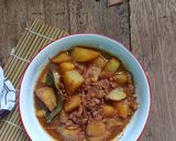 Foto langkah ke 6 dari resep Semur Kentang Ayam Cincang.