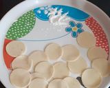 A picture of step 2 of Puri for panipuri.