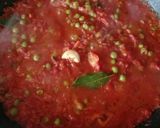 Foto del passaggio 1 della ricetta Polpette di carne al sugo con patate e piselli 🌷