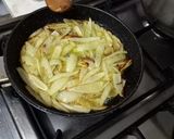 صورة لخطوة 3 من وصفة مجدرة ارز...😋