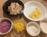 A picture of step 1 of Shrimp Coconut Korma.
